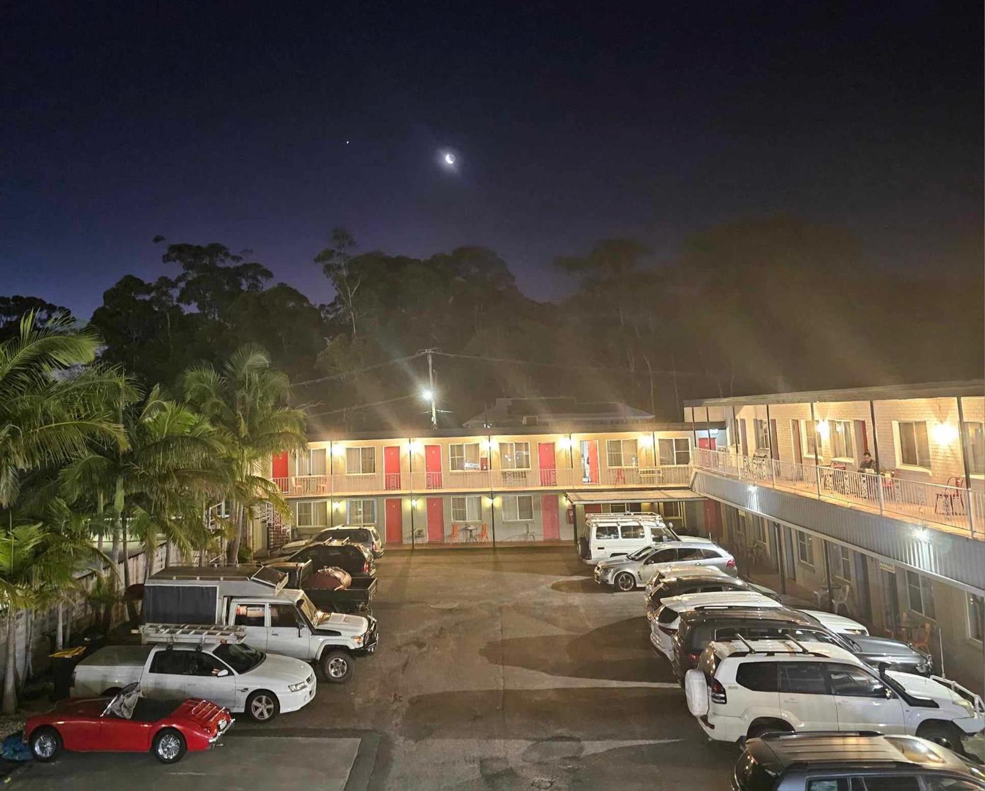 Chelsea Motor Inn Coffs Harbour Extérieur photo